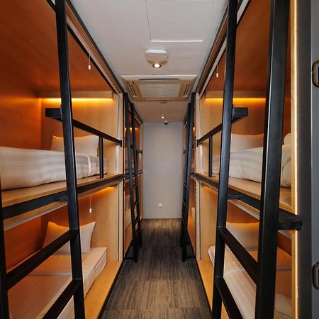 Хостел The Bed Bukit Bintang Куала-Лумпур Экстерьер фото