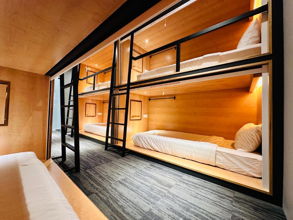 Хостел The Bed Bukit Bintang Куала-Лумпур Экстерьер фото