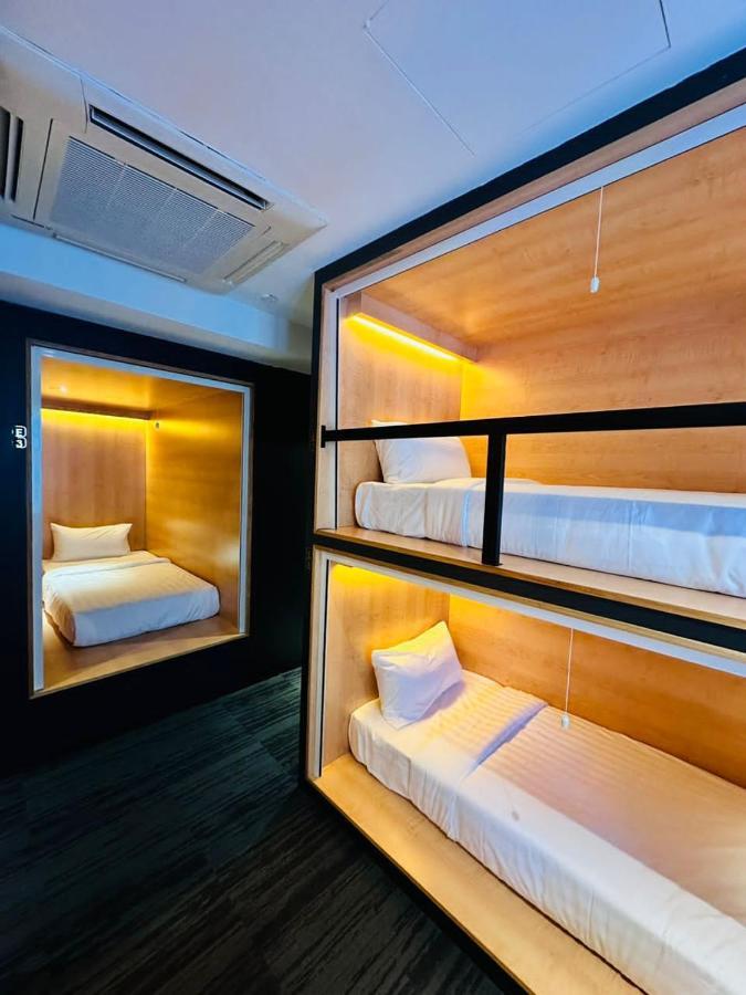 Хостел The Bed Bukit Bintang Куала-Лумпур Экстерьер фото