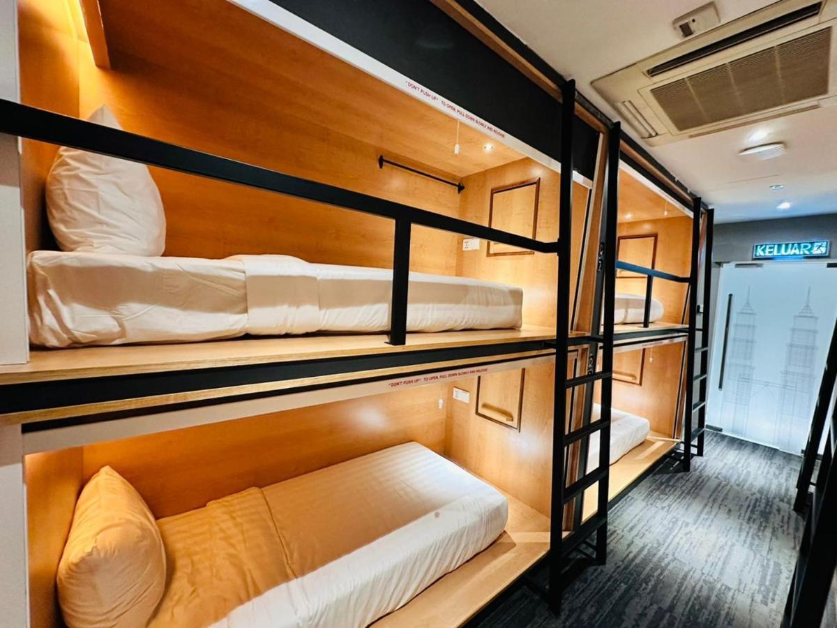 Хостел The Bed Bukit Bintang Куала-Лумпур Экстерьер фото