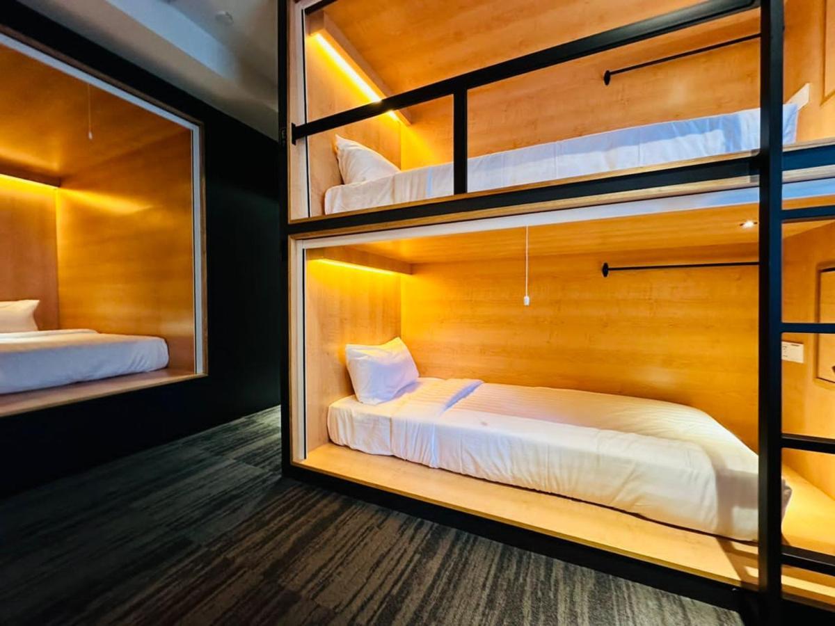 Хостел The Bed Bukit Bintang Куала-Лумпур Экстерьер фото