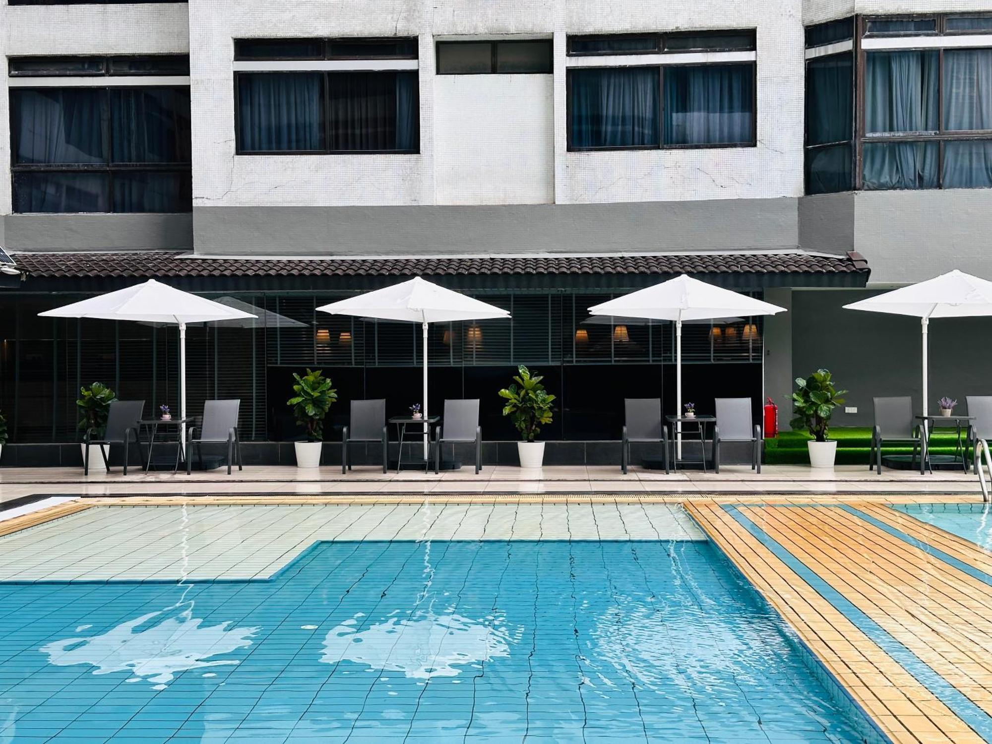 Хостел The Bed Bukit Bintang Куала-Лумпур Экстерьер фото